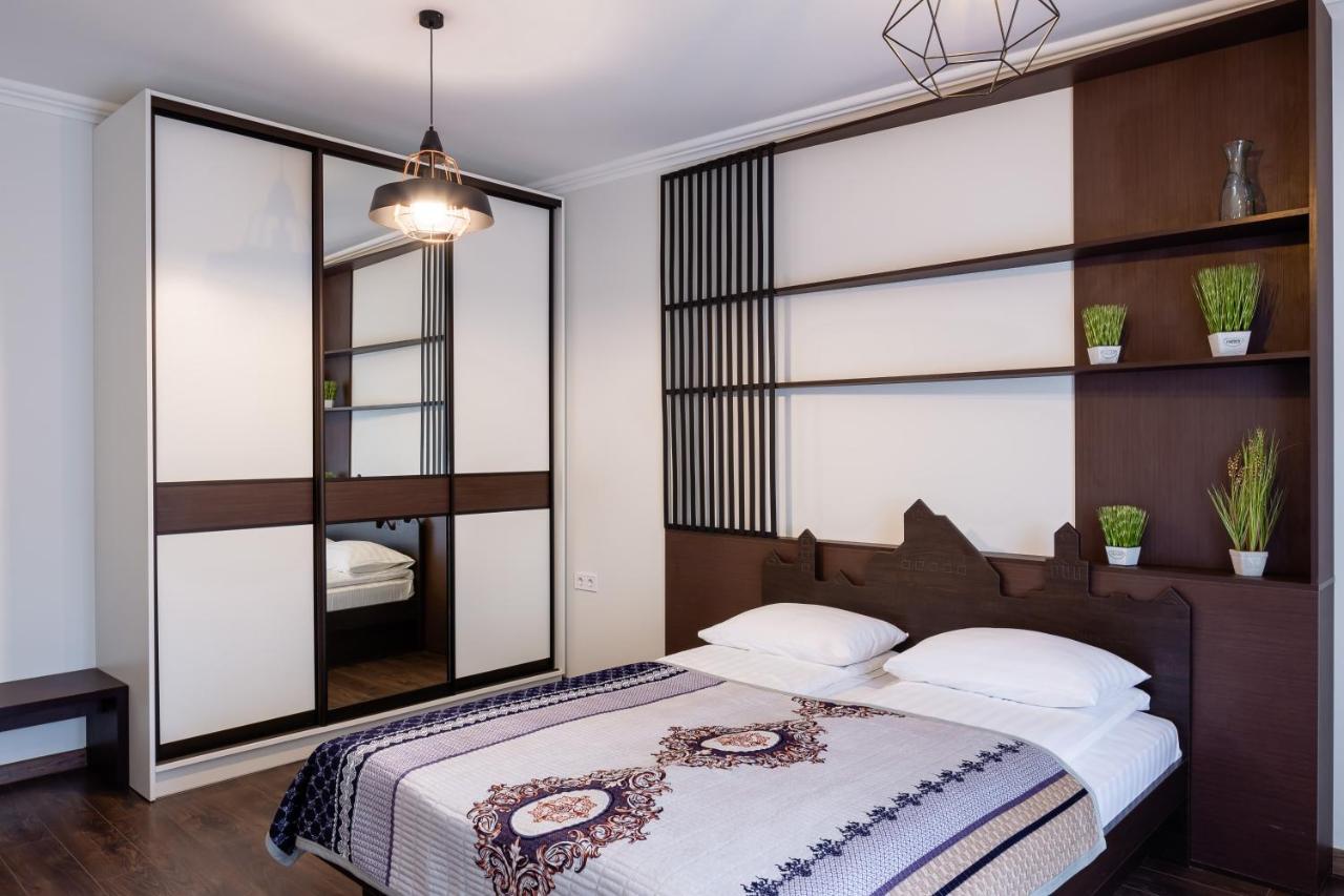 Appartement Lion King D2 à Lviv Extérieur photo