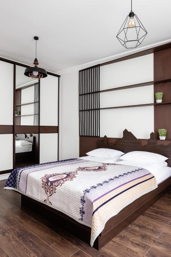 Appartement Lion King D2 à Lviv Extérieur photo